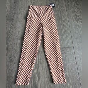 Exotica Grid Girl Performance Panel Pocket Extra High Waisted Capri Leggings
